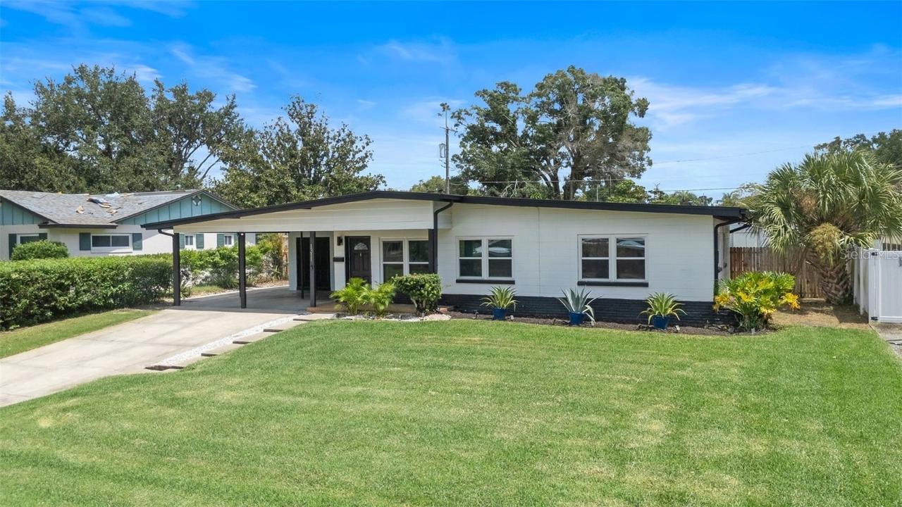 1311 Edmundshire Ln., Orlando, FL 32806