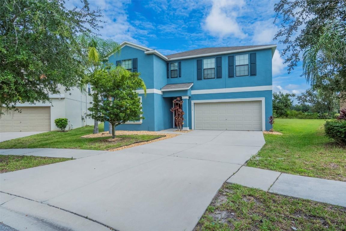 10114 Carloway Hills Dr., Wimauma, FL 33598