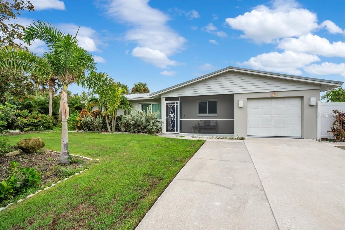 631 Coral Dr., Nokomis, FL 34275