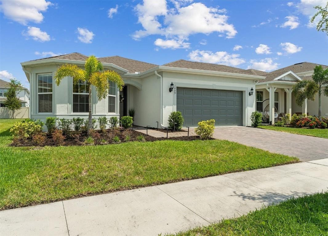 1009 Savannah Palms Blvd, Orlando, FL 32828