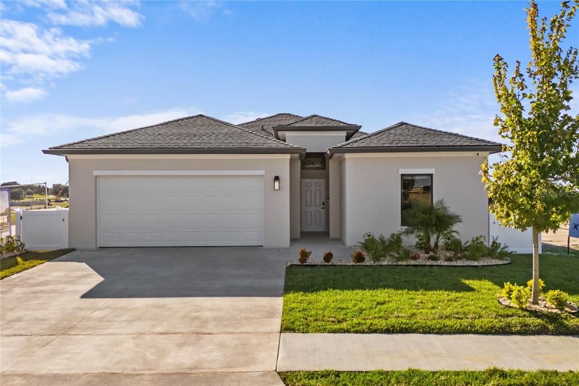6467 Quartet St., Mascotte, FL 34753