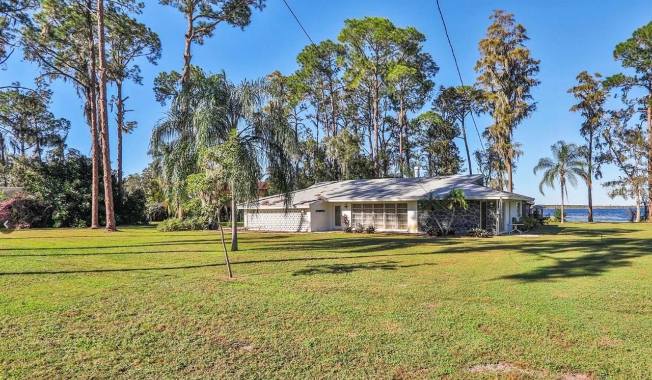10121 Lone Tree Ln., Orlando, FL 32836