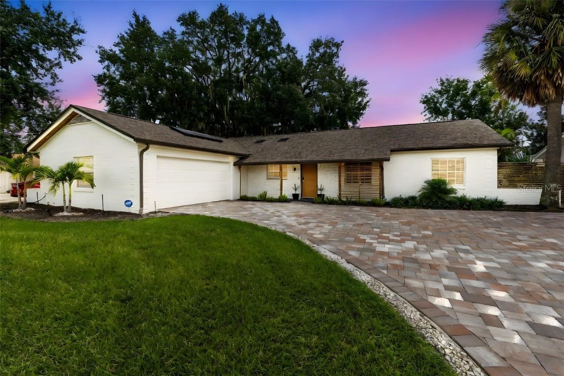 2408 Caribbean Ct., Orlando, FL 32805