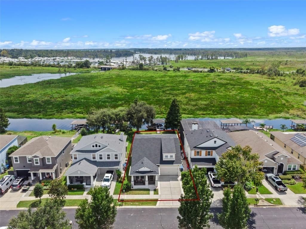 720 Barefoot Bay Loop, Groveland, FL 34736