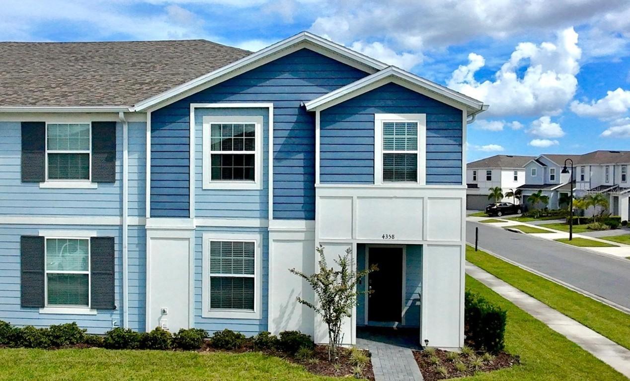 4358 Lana Ave., Davenport, FL 33897