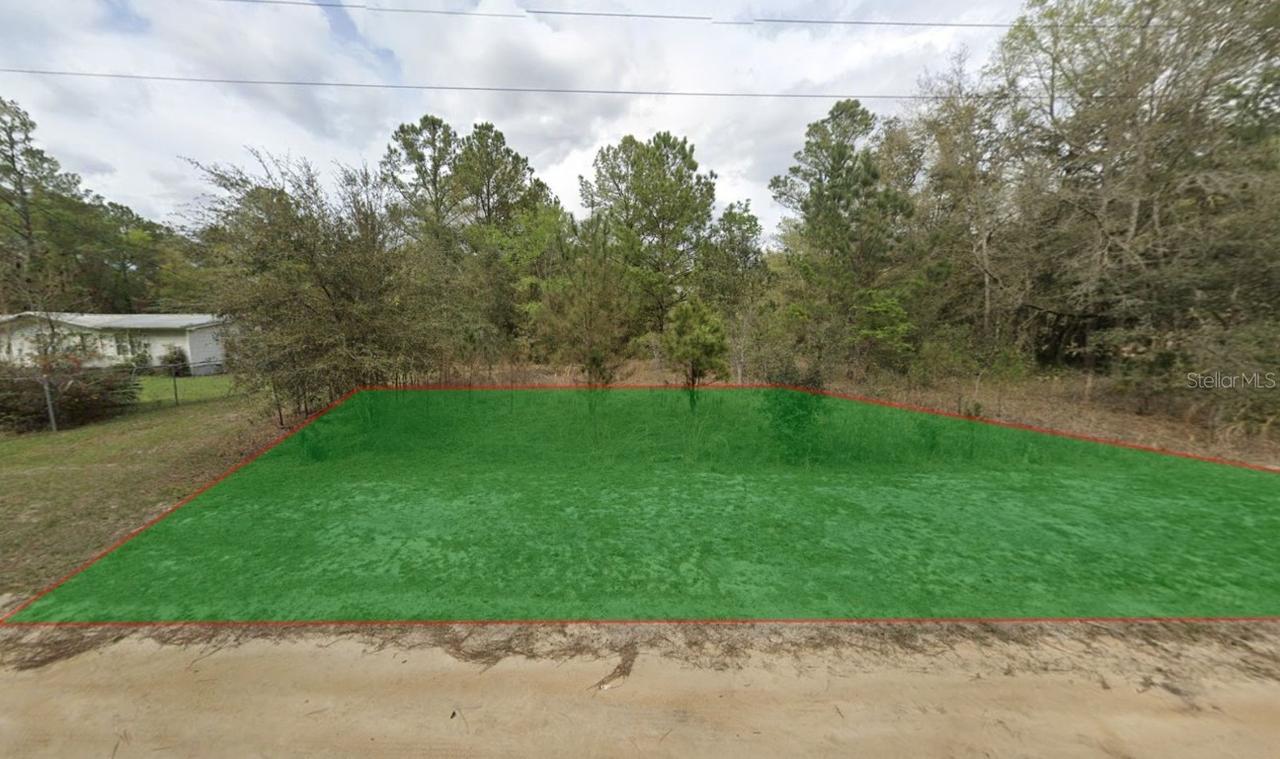 Arnold St., Interlachen, FL 32148