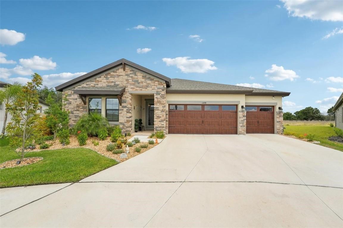 13098 Wellspring Dr., Lithia, FL 33547