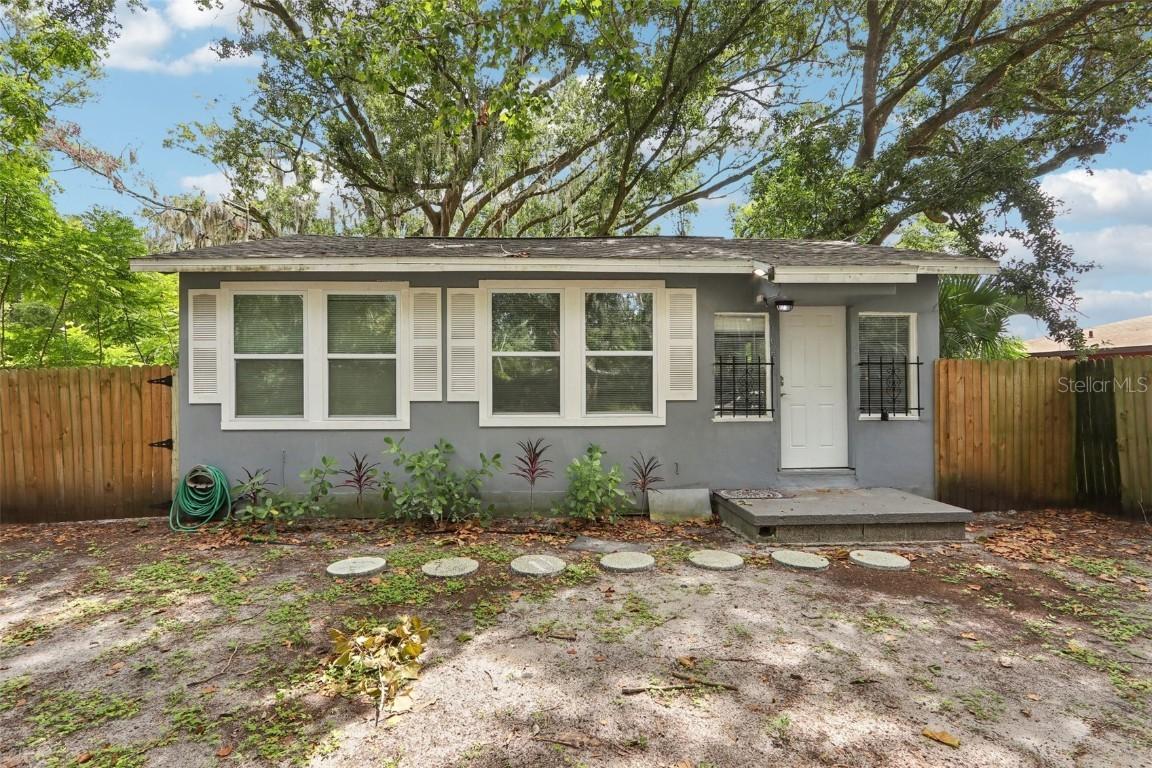 1623 NE 16th Way, Gainesville, FL 32609