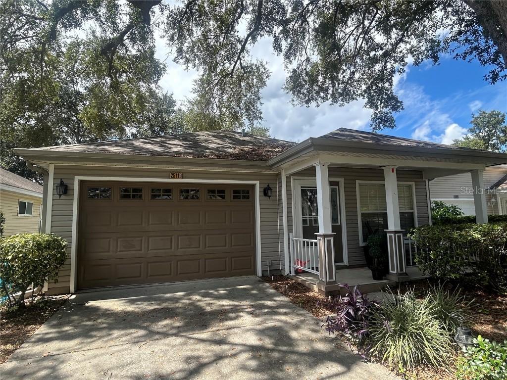 25119 Cranes Roost Cir., Leesburg, FL 34748