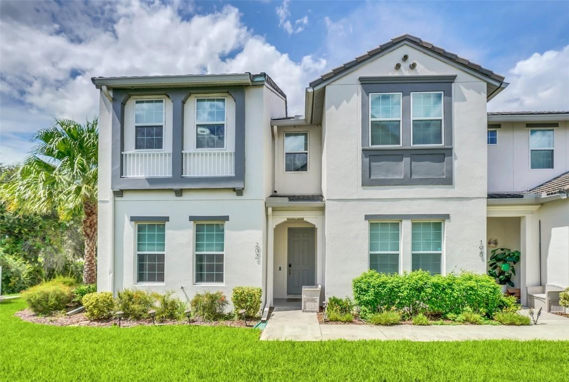202 Captiva Dr., Davenport, FL 33896