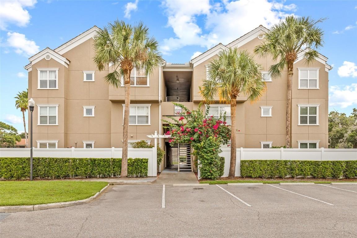 15215 Amberly Dr. #1002, Tampa, FL 33647