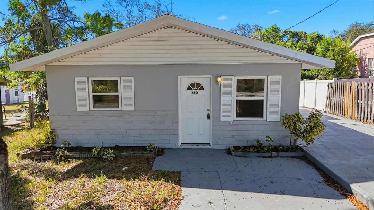510 S Disston Ave., Tarpon Springs, FL 34689