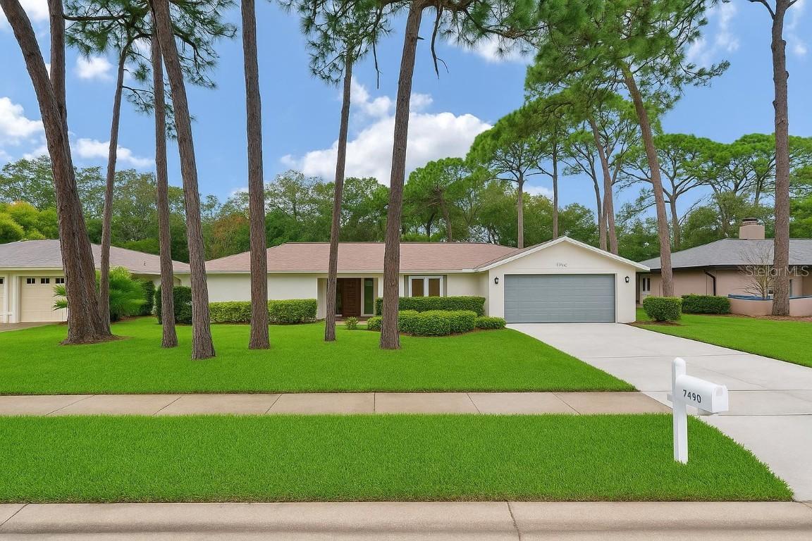 7490 Pine Valley Ln., Seminole, FL 33776