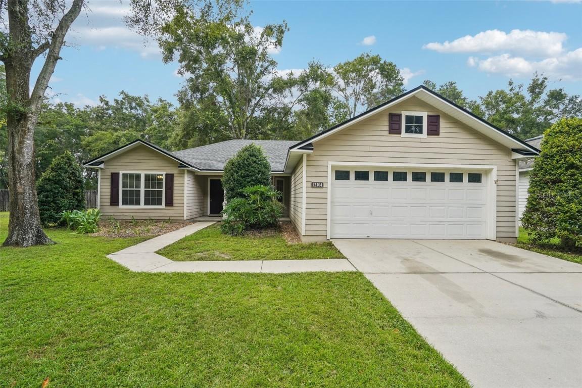 12104 NW 162nd Dr., Alachua, FL 32615
