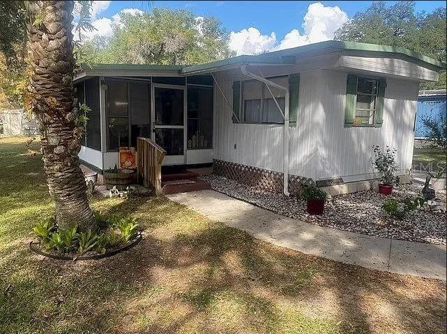 25225 NE 139th St., Salt Springs, FL 32134