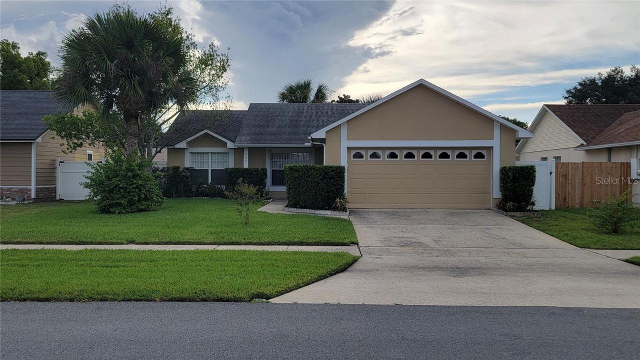202 S Hampton Ct., Sanford, FL 32773