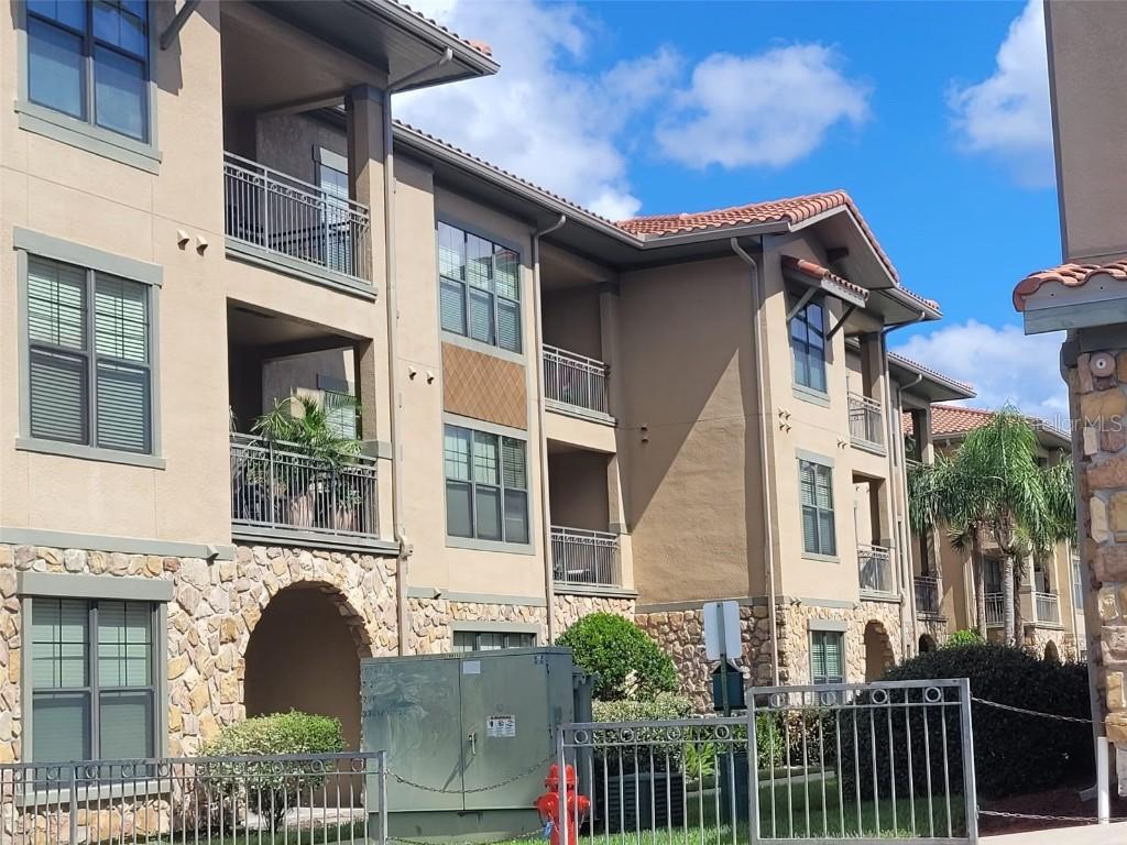 910 Charo Pkwy. #323, Davenport, FL 33897