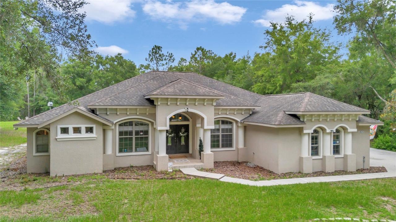 18241 SW 65th Loop, Dunnellon, FL 34432