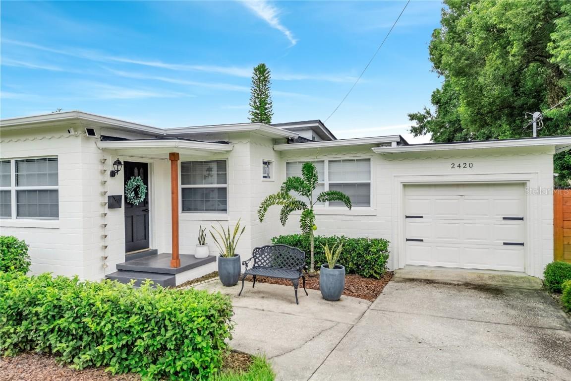 2420 Illinois St., Orlando, FL 32803