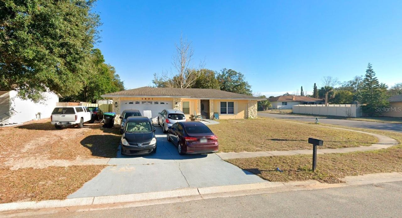 1601 Silversmith Pl., Orlando, FL 32818