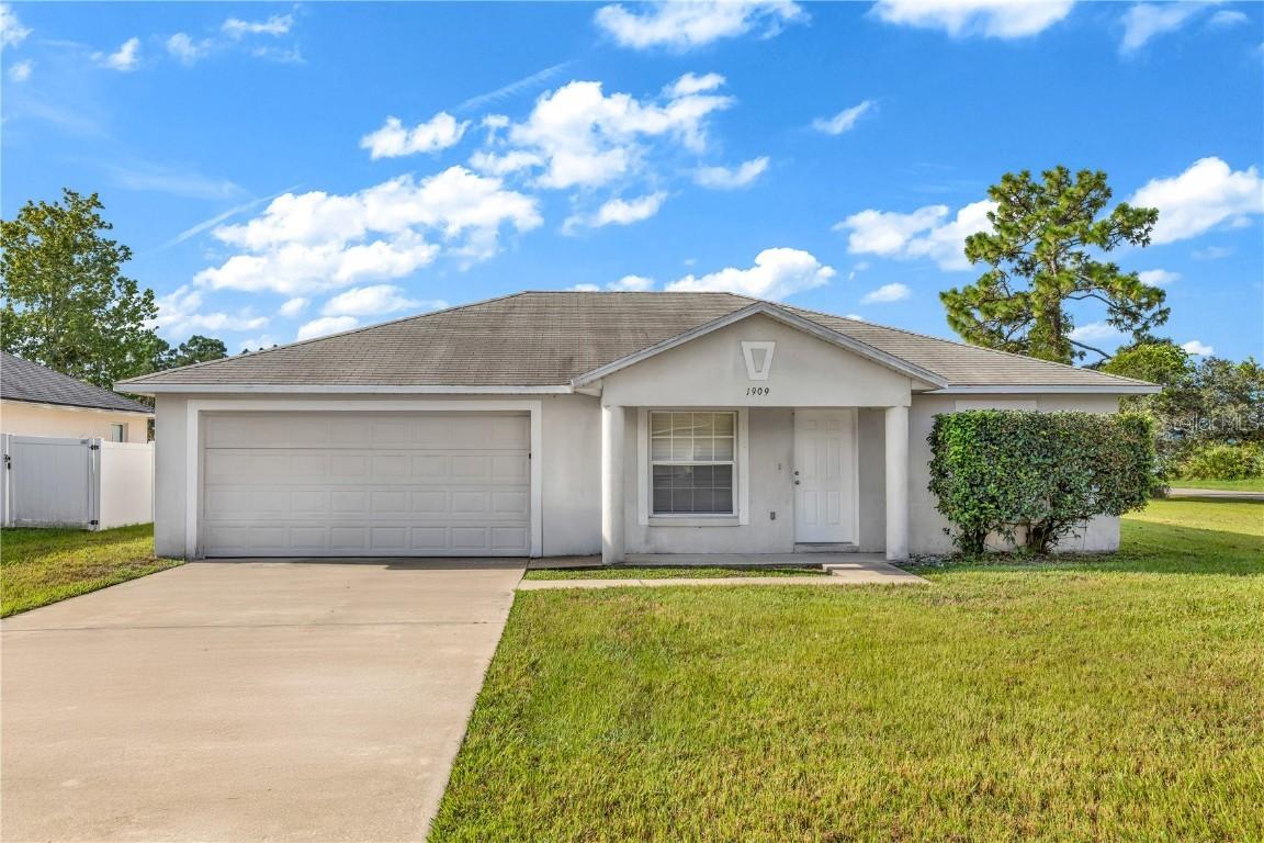 1909 Bayport Dr., Deltona, FL 32738