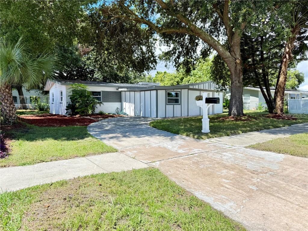 1450 Bahia Ave., Orlando, FL 32807