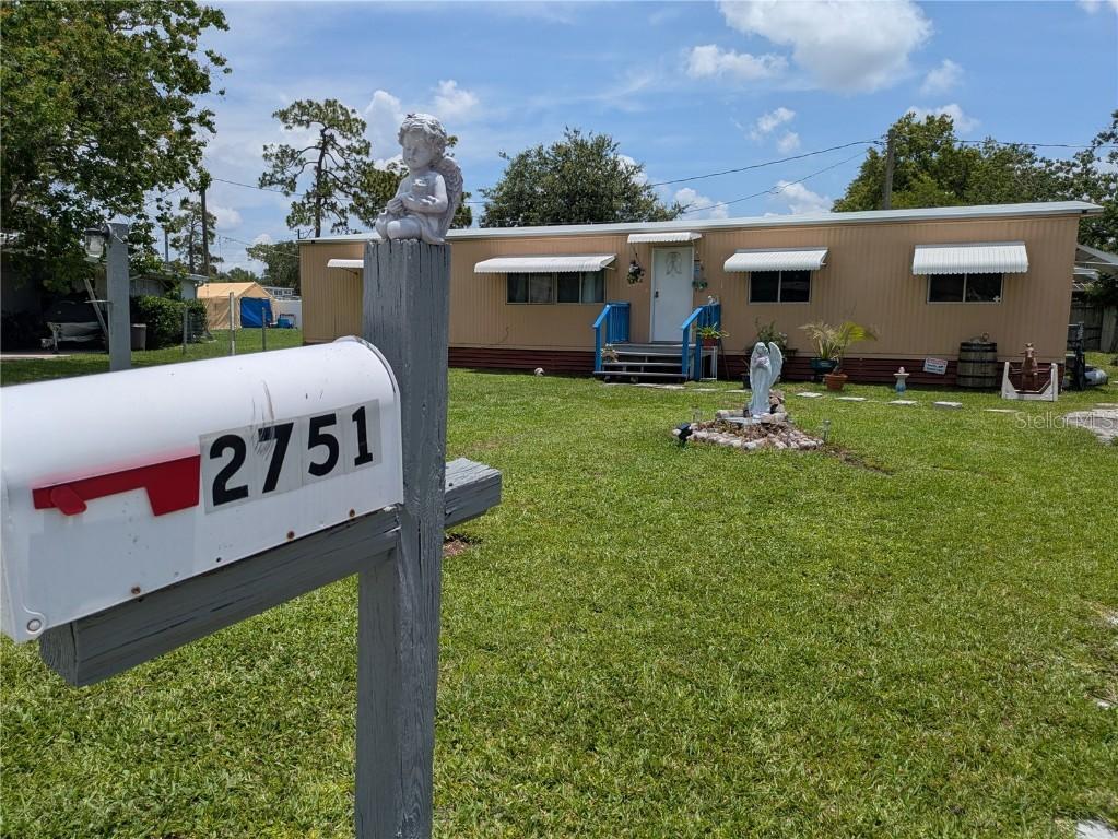2751 Burrows Ave., Kissimmee, FL 34744