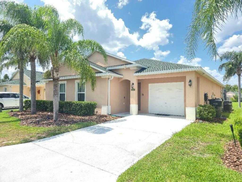 815 Reserve Pl., Davenport, FL 33896