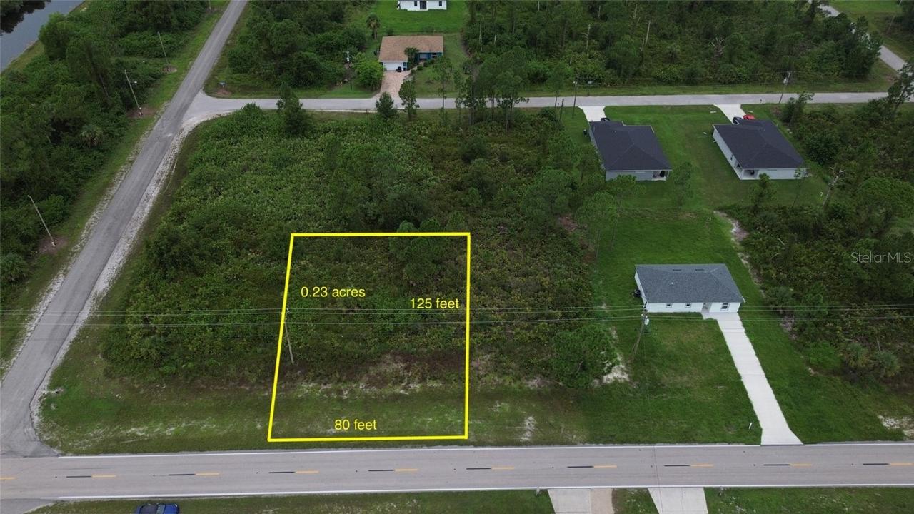464 Columbus Blvd, Lehigh Acres, FL 33974