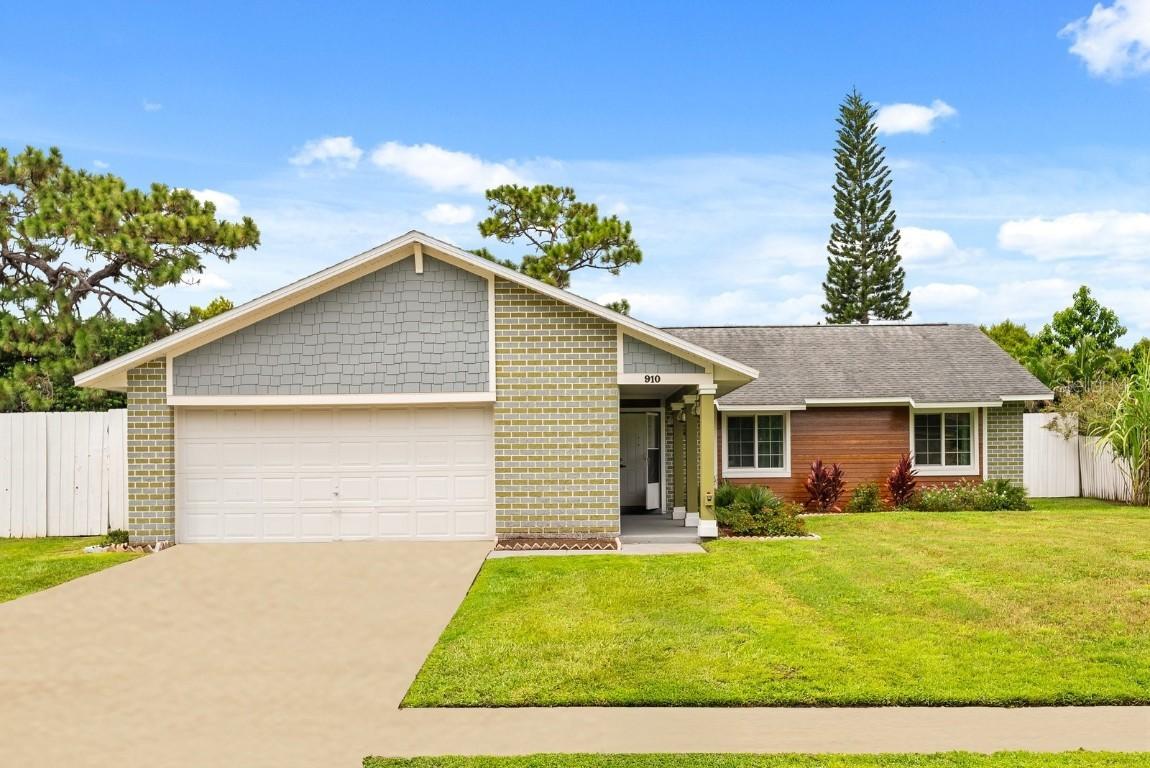 910 Mosshart Ln., Orlando, FL 32825