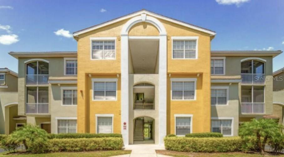 5601 Bentgrass Dr. #10-301, Sarasota, FL 34235