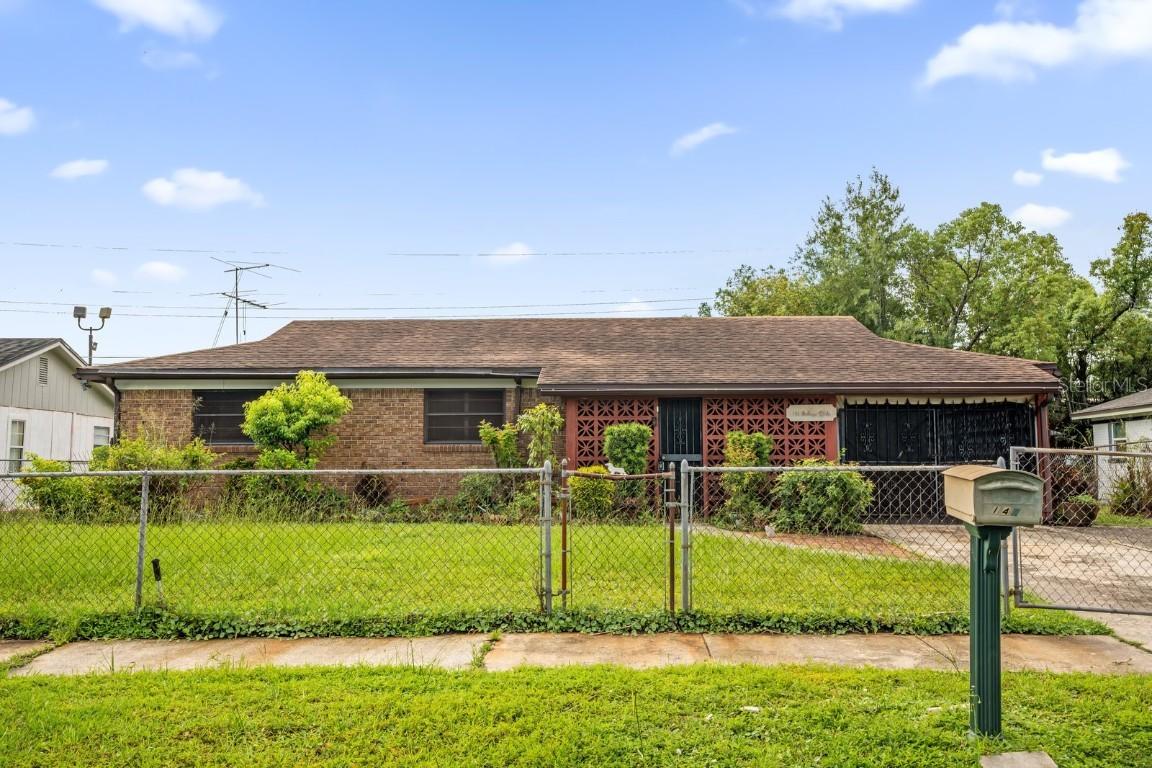 141 Bob Thomas Cir., Sanford, FL 32771