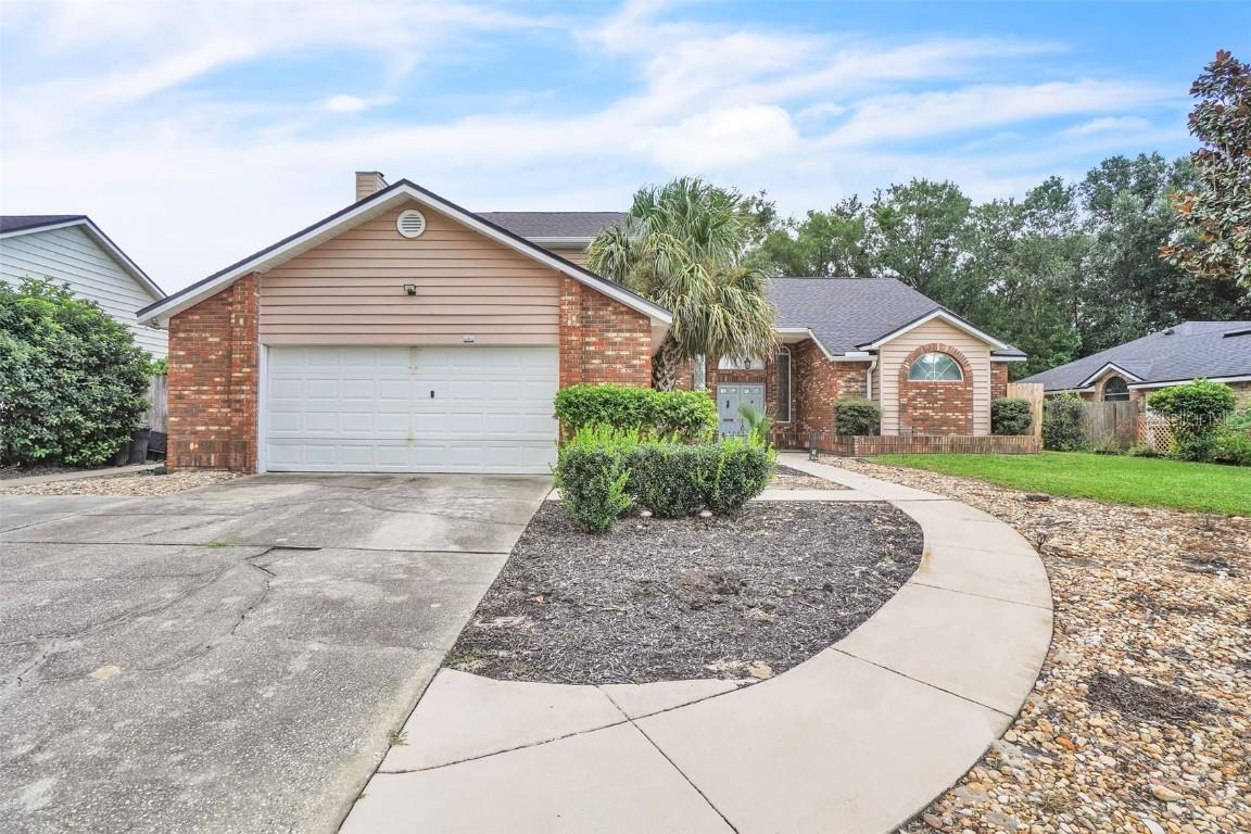 13 Bass Lake Dr., Debary, FL 32713