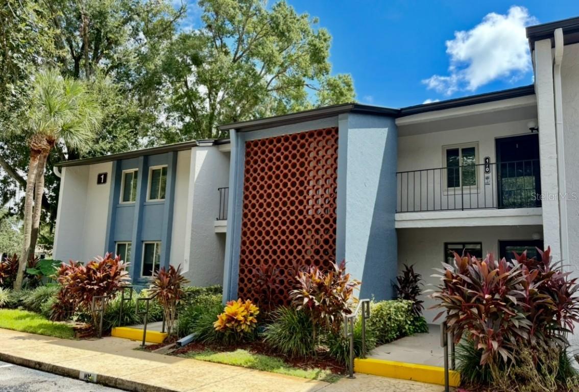 1 Escondido Cir. #170, Altamonte Springs, FL 32701