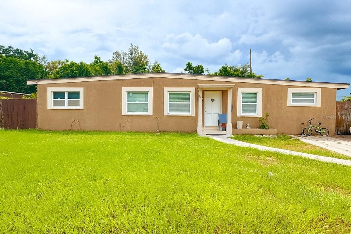 36 Areca Dr., Orlando, FL 32807
