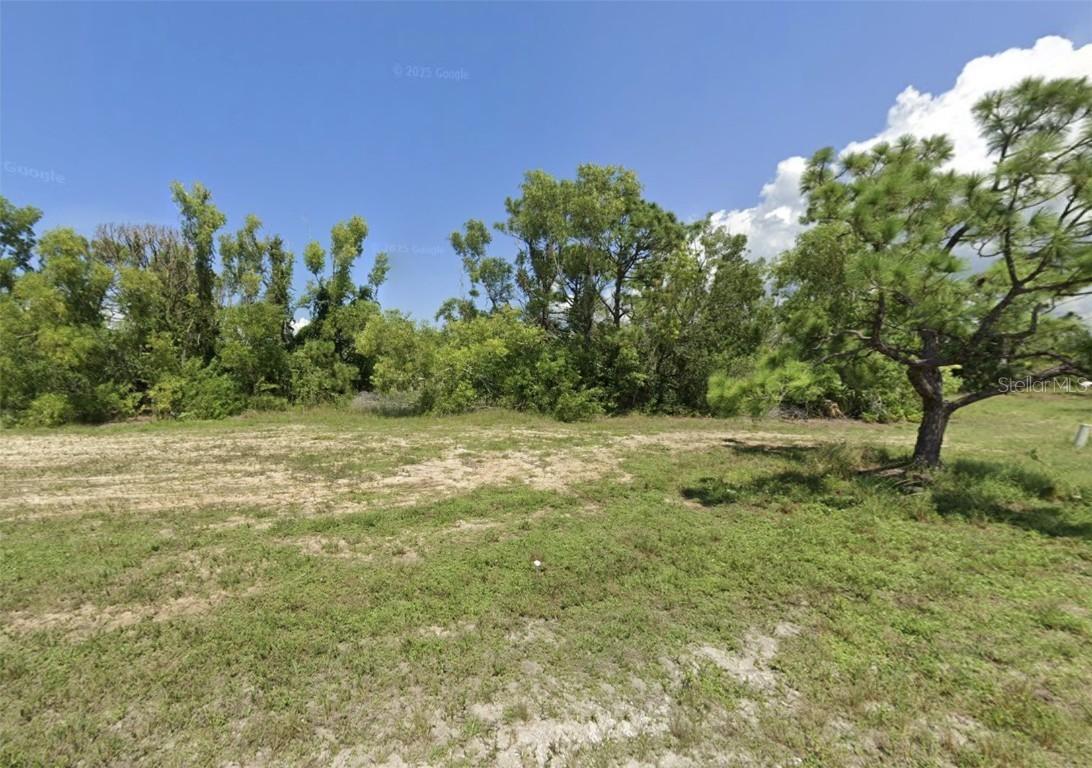 4021 NW Nw 33rd Ln Ln., Cape Coral, FL 33993