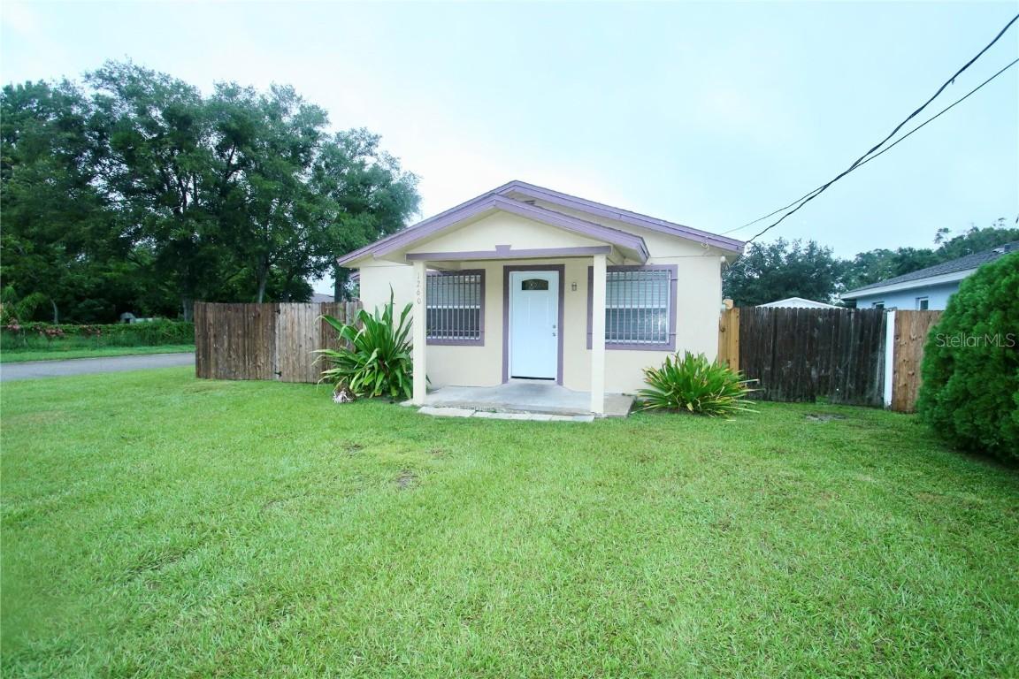1260 Depugh St., Altamonte Springs, FL 32701