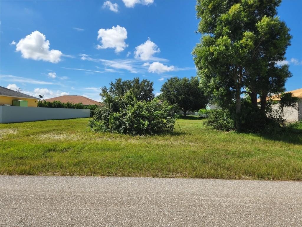 18 NW 29th St., Cape Coral, FL 33993