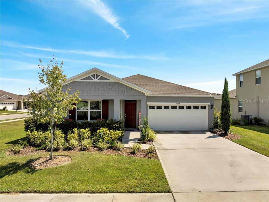 5258 Mahogany Dr., Mount Dora, FL 32757