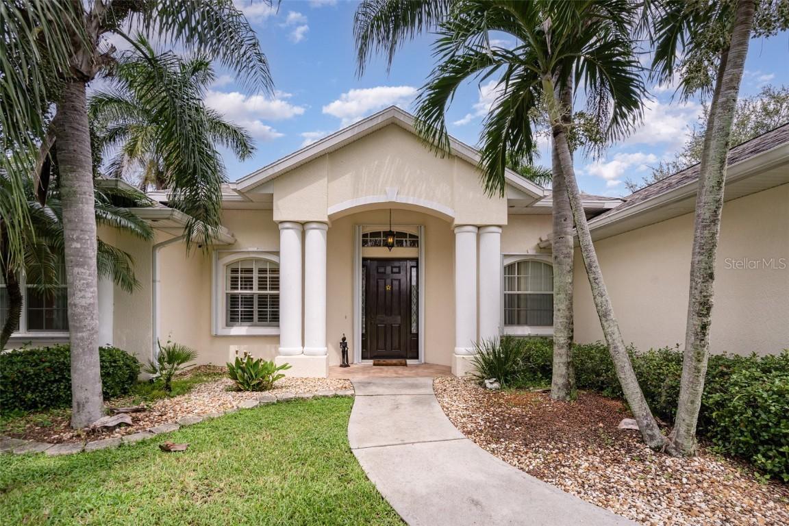 2412 Woodfield Cir., Melbourne, FL 32904