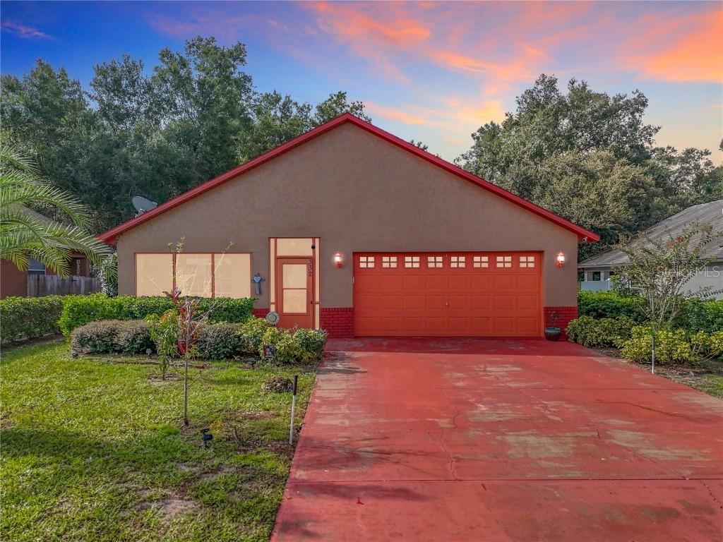 332 Limit Ave., Mount Dora, FL 32757
