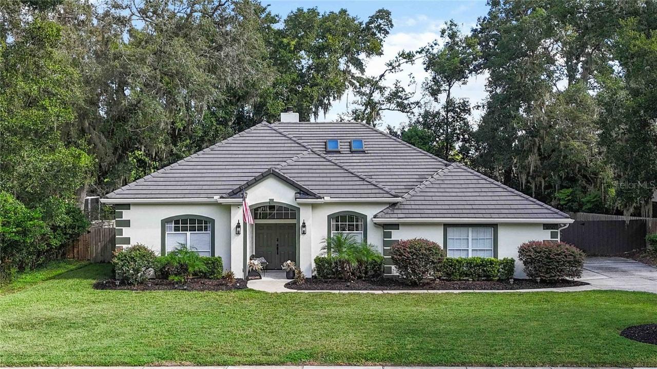 1650 Majestic Oak Dr., Apopka, FL 32712