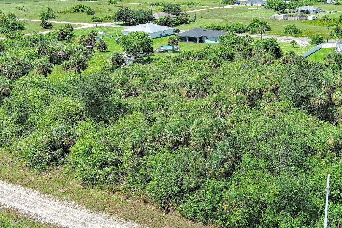 1507 Hines Ave., Lehigh Acres, FL 33972
