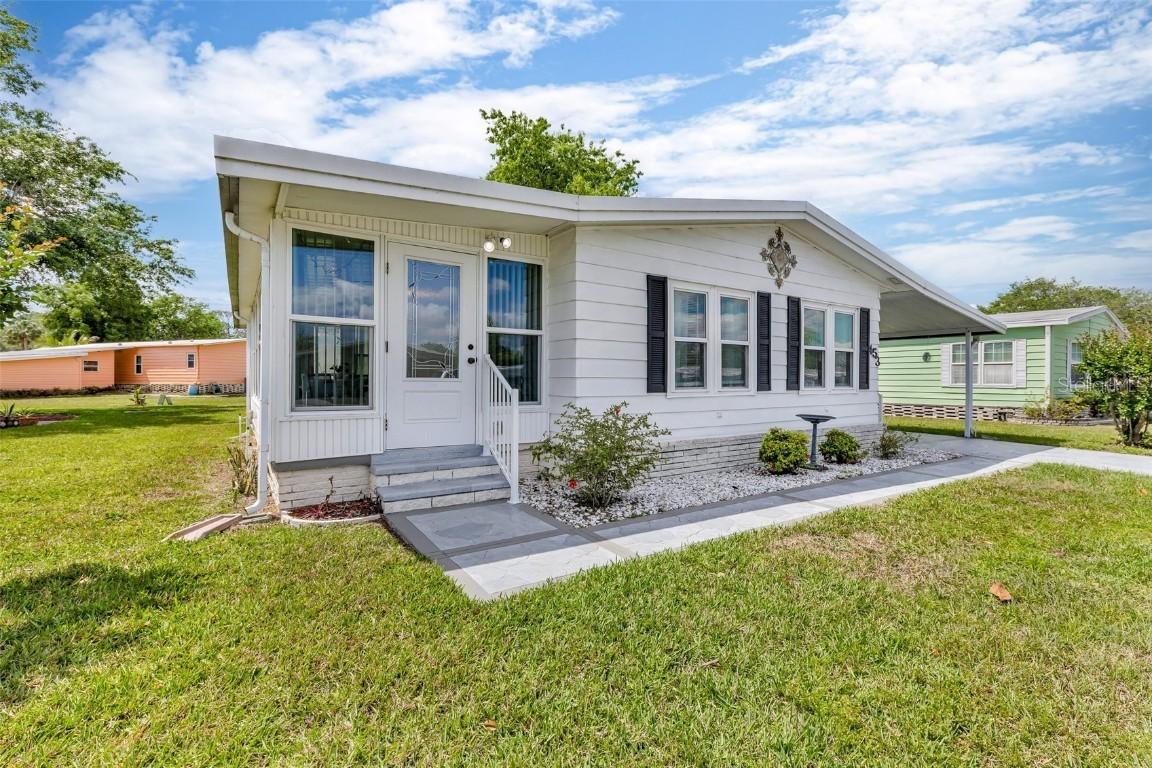 453 Tivoli Park Dr., Davenport, FL 33897