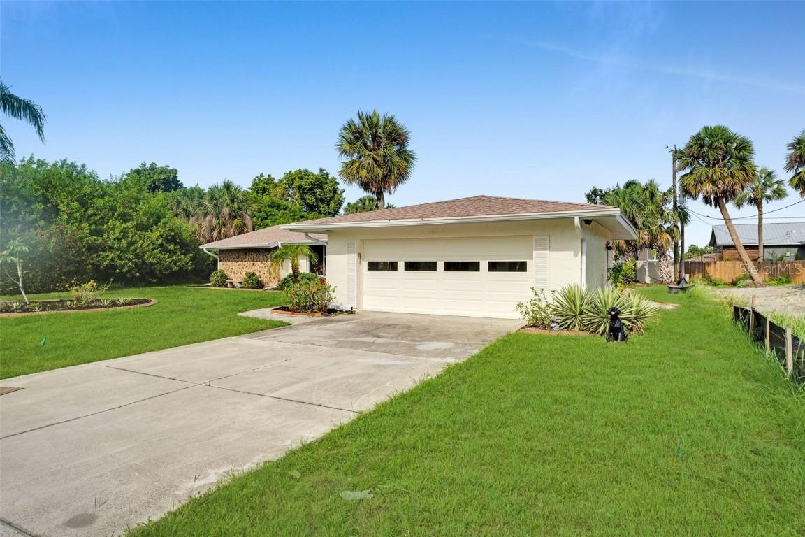 3307 Pinetree St., Port Charlotte, FL 33952