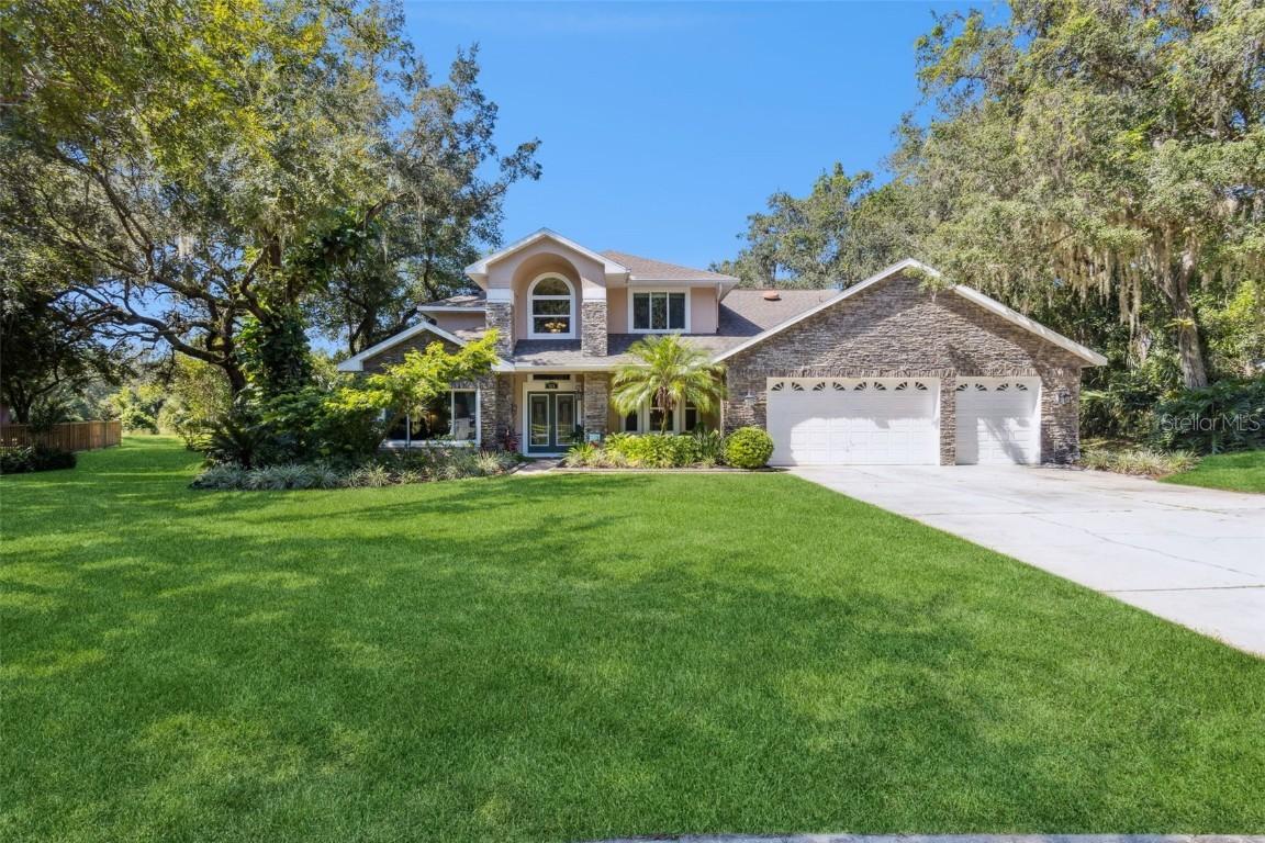 924 Southern Oak Ln., Apopka, FL 32712