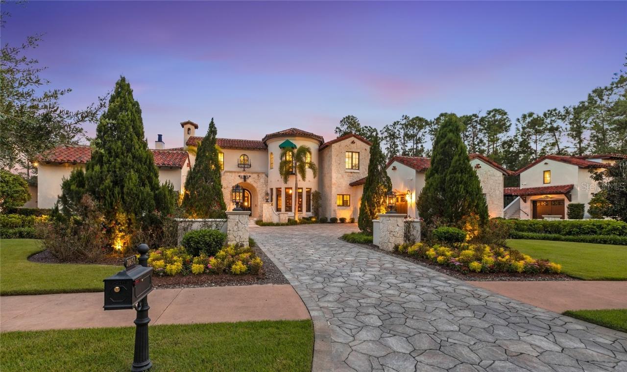 10151 Enchanted Oak Dr., Golden Oak, FL 32836
