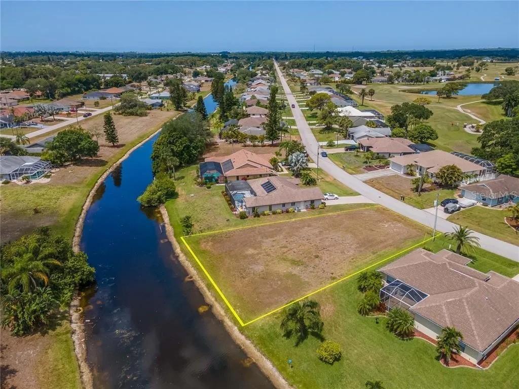 129 Bunker Rd., Rotonda West, FL 33947