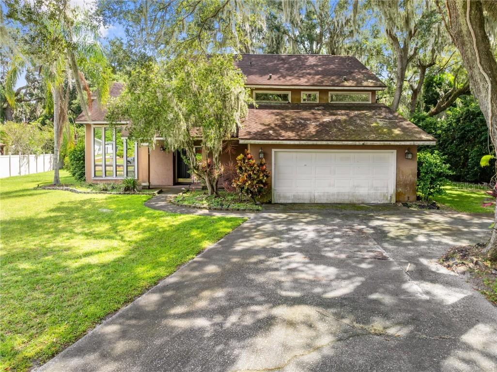 1870 King Edward Dr., Kissimmee, FL 34744