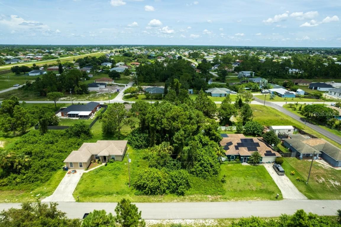 3016 33rd St., Lehigh Acres, FL 33976
